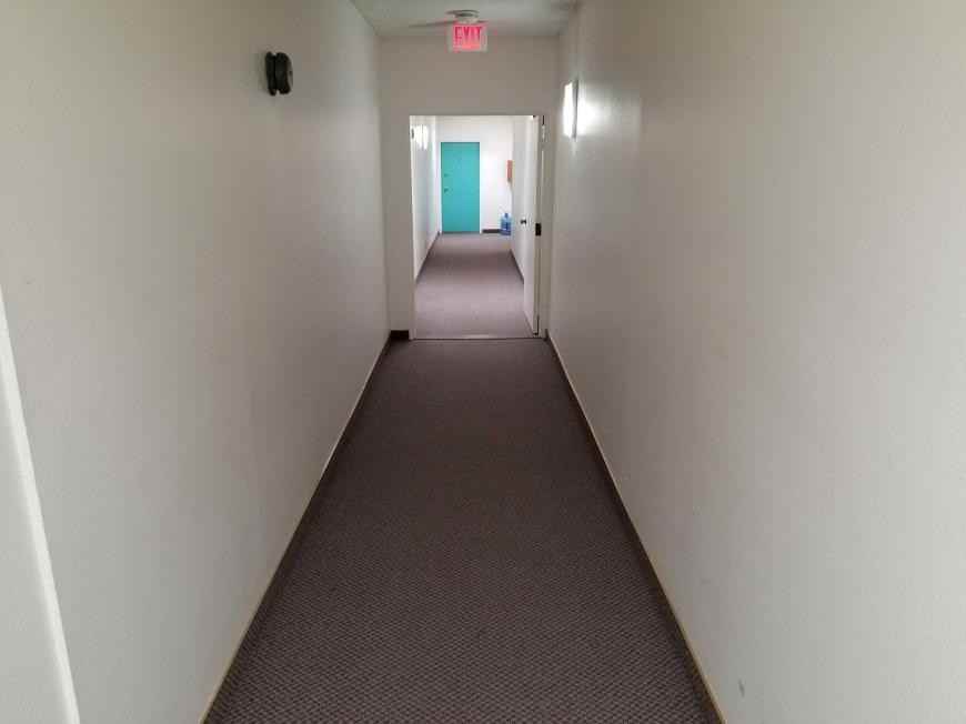 11028 Moorpark St - Photo 4 of 10