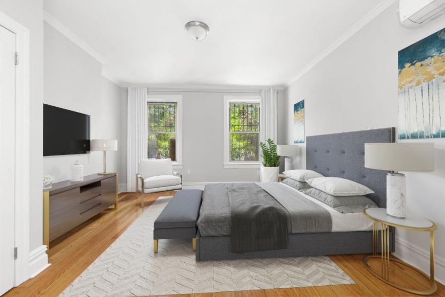 392 Adelphi St - Photo 4 of 10