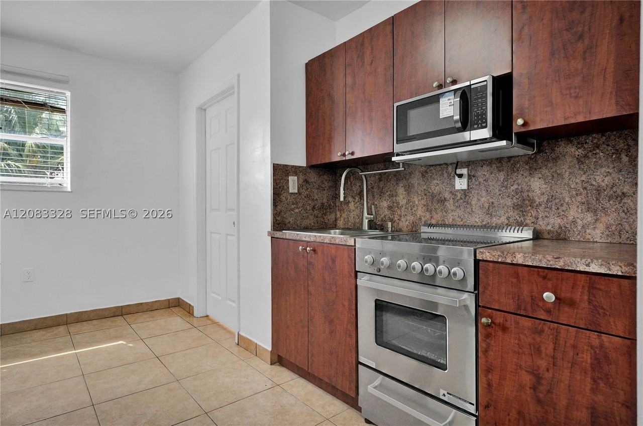 8295 Nw 4th Ave #B - Photo 6 of 17
