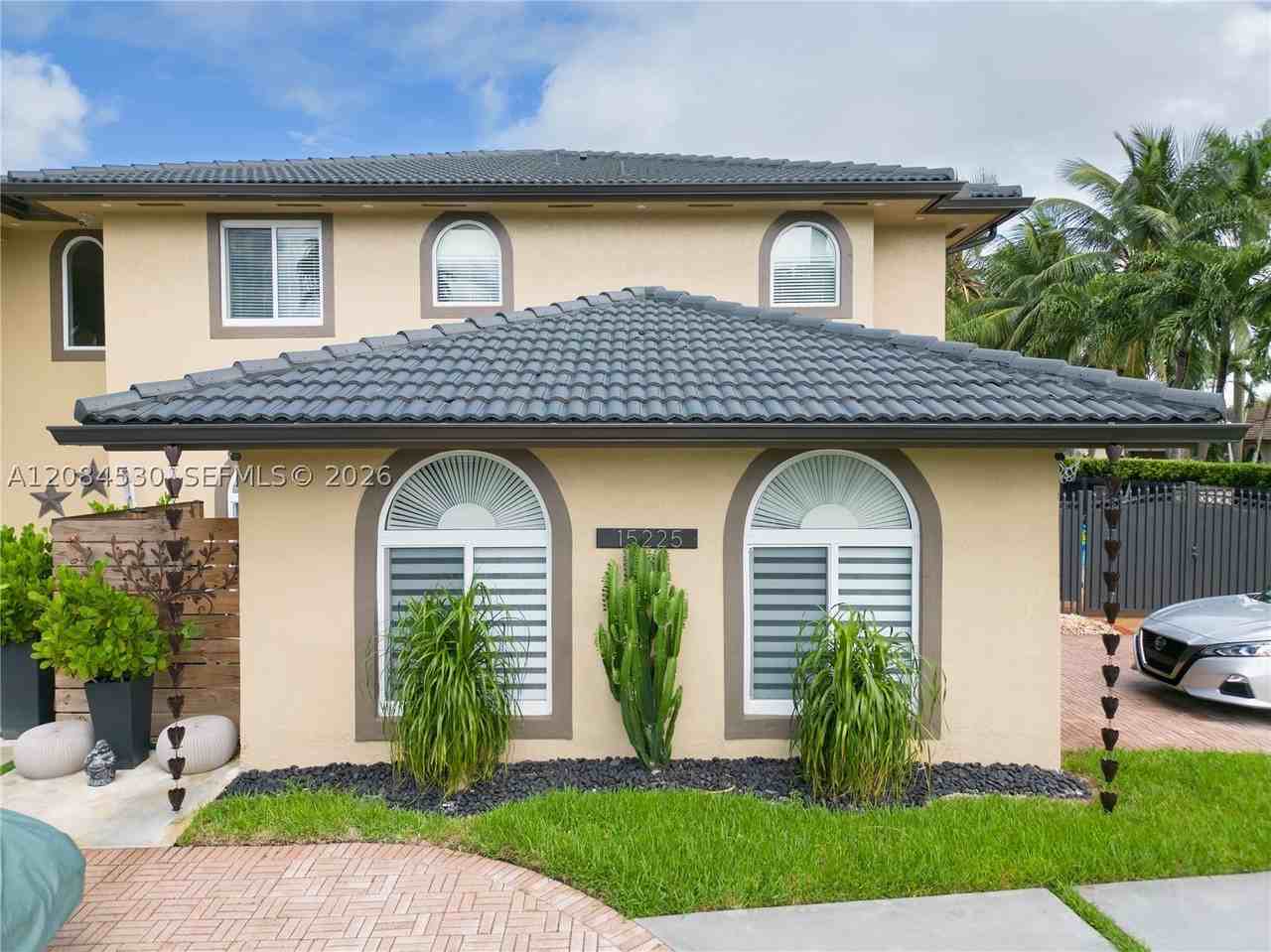 15225 Sw 140th St #B - Photo 2 of 20