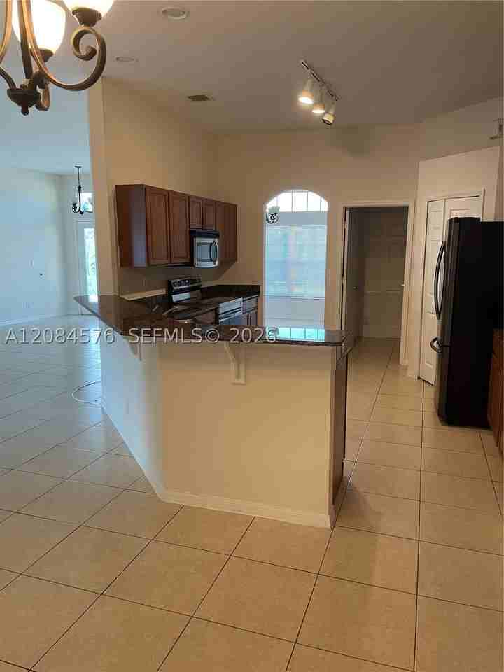 1889 Sw Citation Ave #1889 - Photo 6 of 21