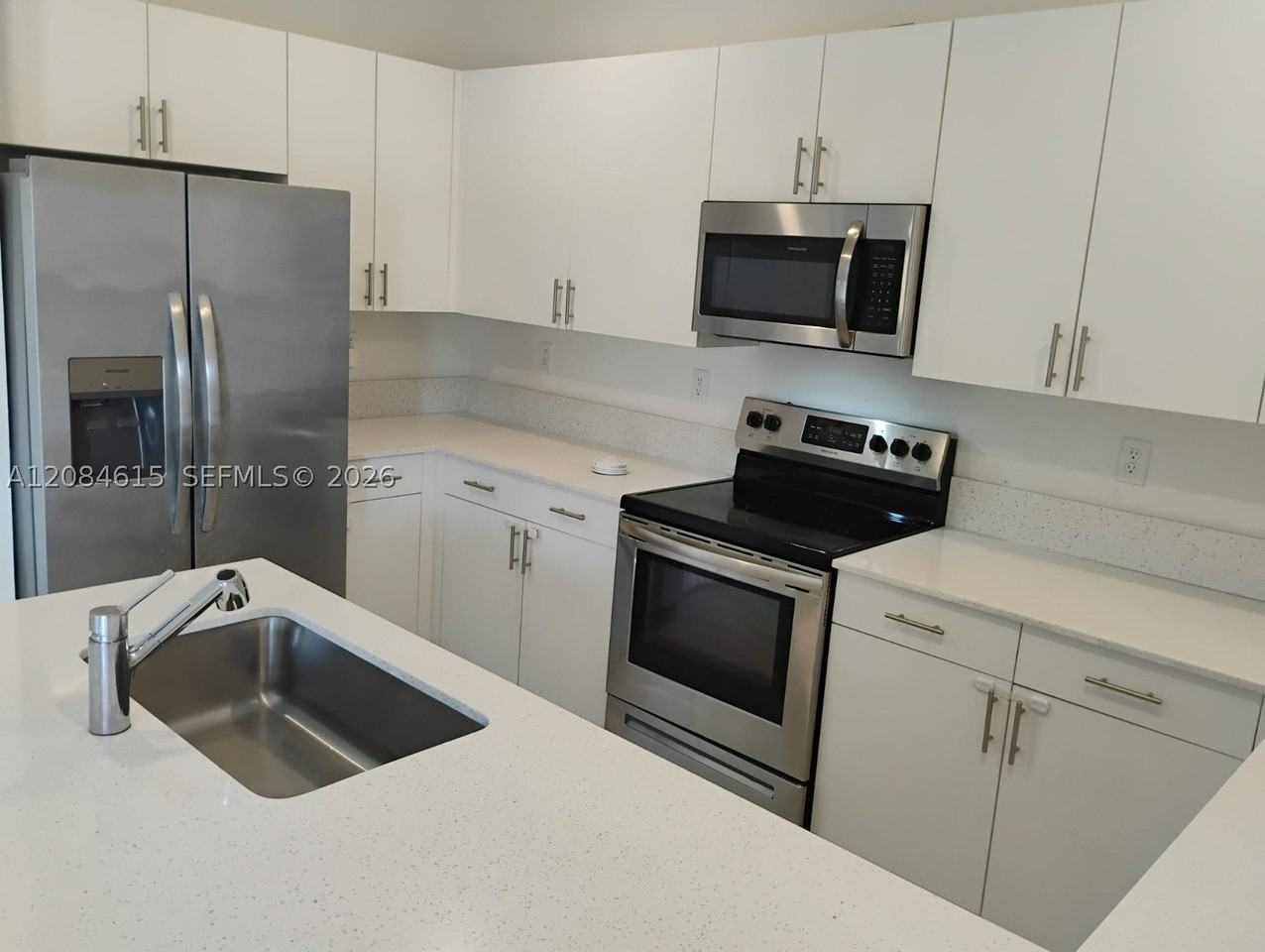 9944 Sw 228th Ter #9944 - Photo 2 of 17