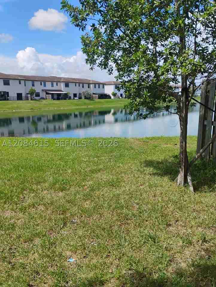 9944 Sw 228th Ter #9944 - Photo 3 of 17