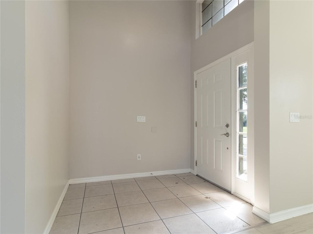2121 Continental St - Photo 4 of 35