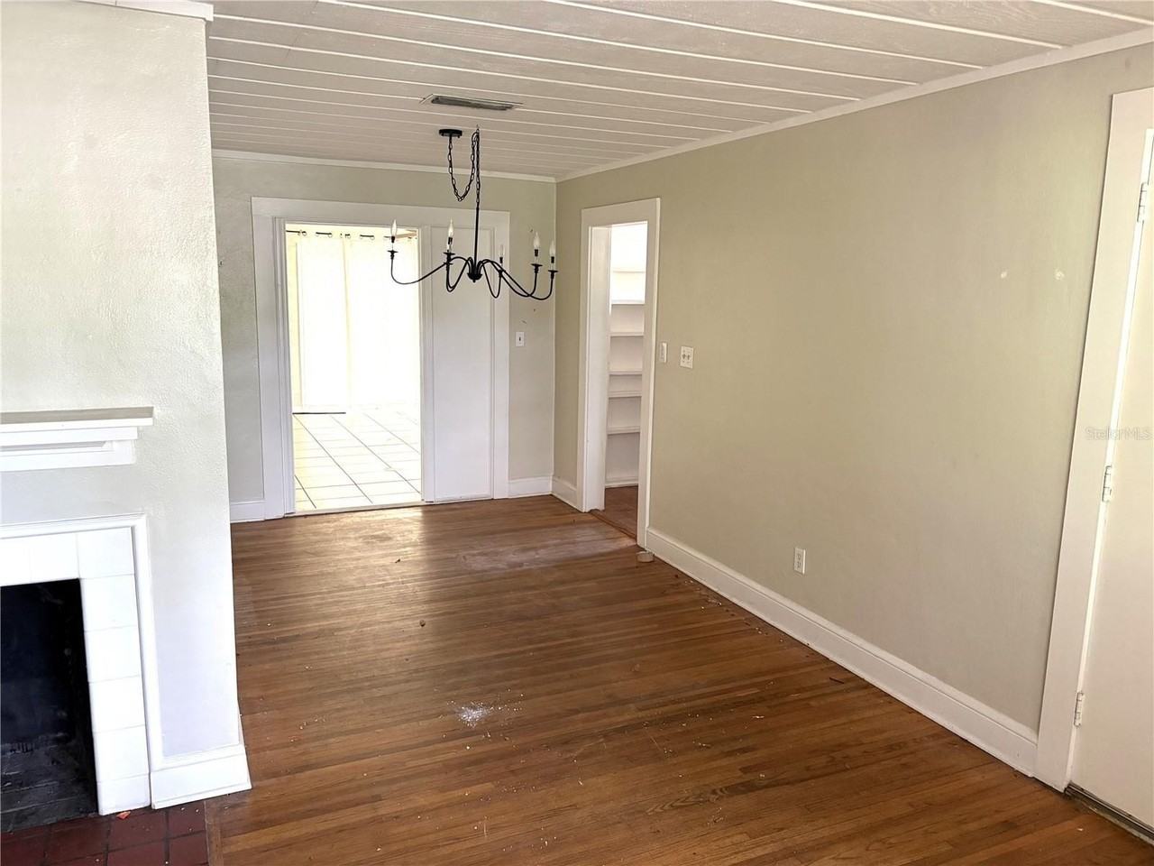 1617 Nw 7th Pl - Photo 6 of 13