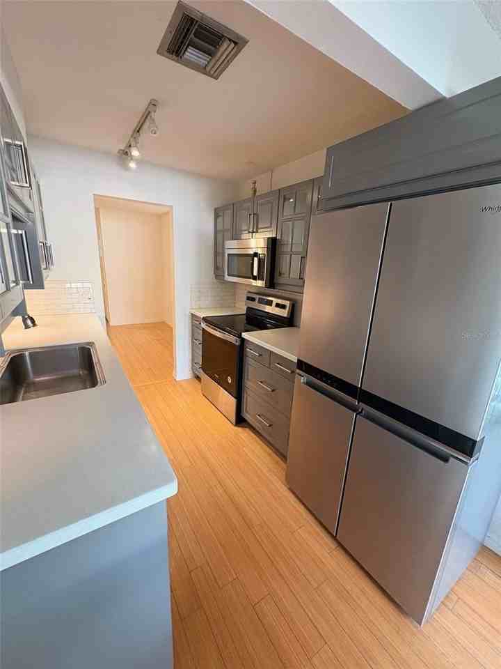 5415 Peaco Pl - Photo 3 of 9