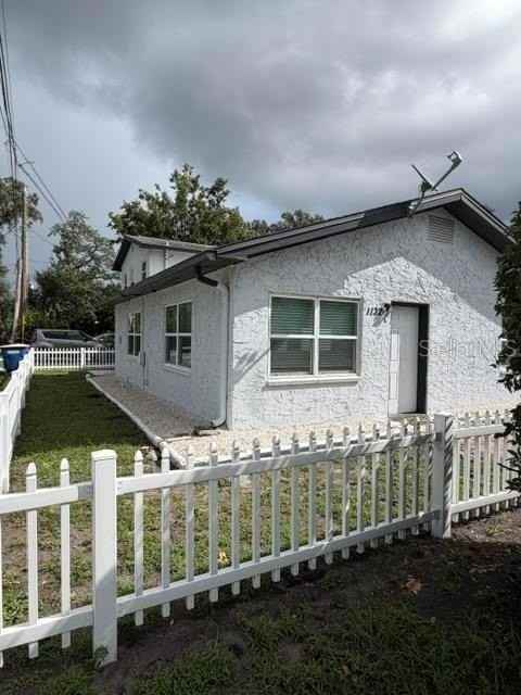 1132 Belleair Rd #A - Photo 3 of 17