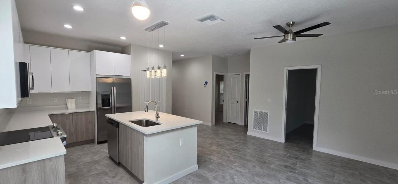 13911 Ginger Creek Blvd - Photo 6 of 19