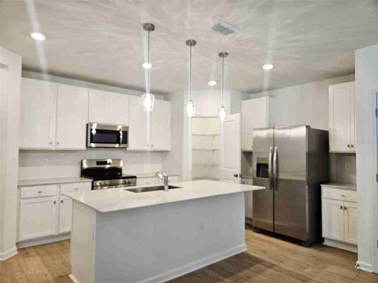 5136 Clay Whaley Rd - Photo 3 of 32