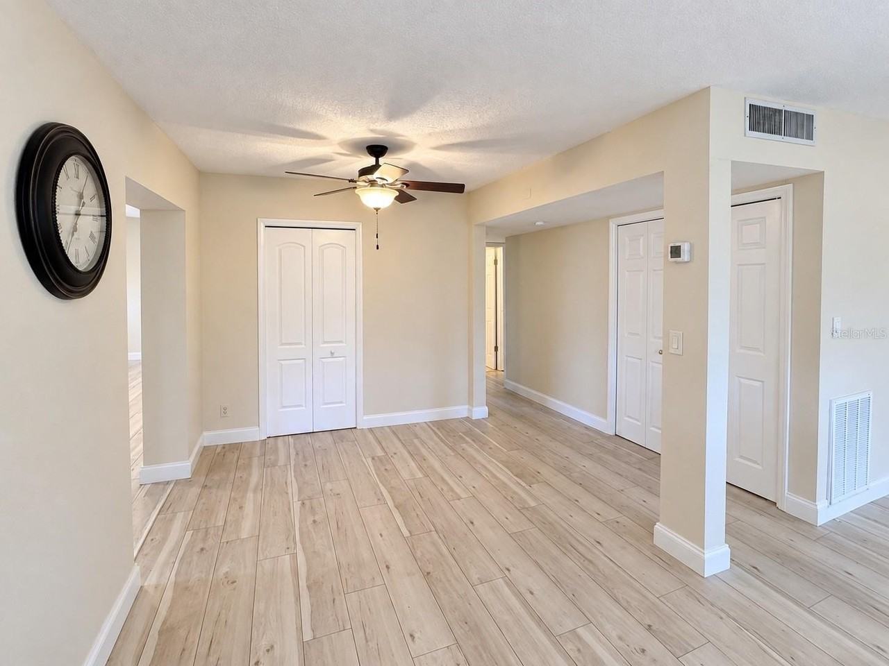 8915 59th Way N - Photo 6 of 20