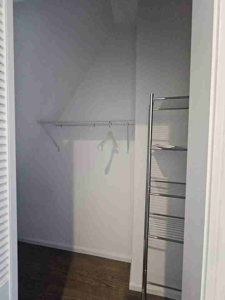 1406 Beacon St #33 - Photo 7 of 8