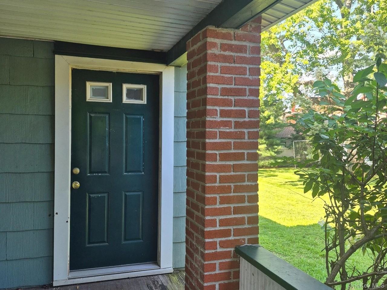 2892 Stevens St - Photo 4 of 12