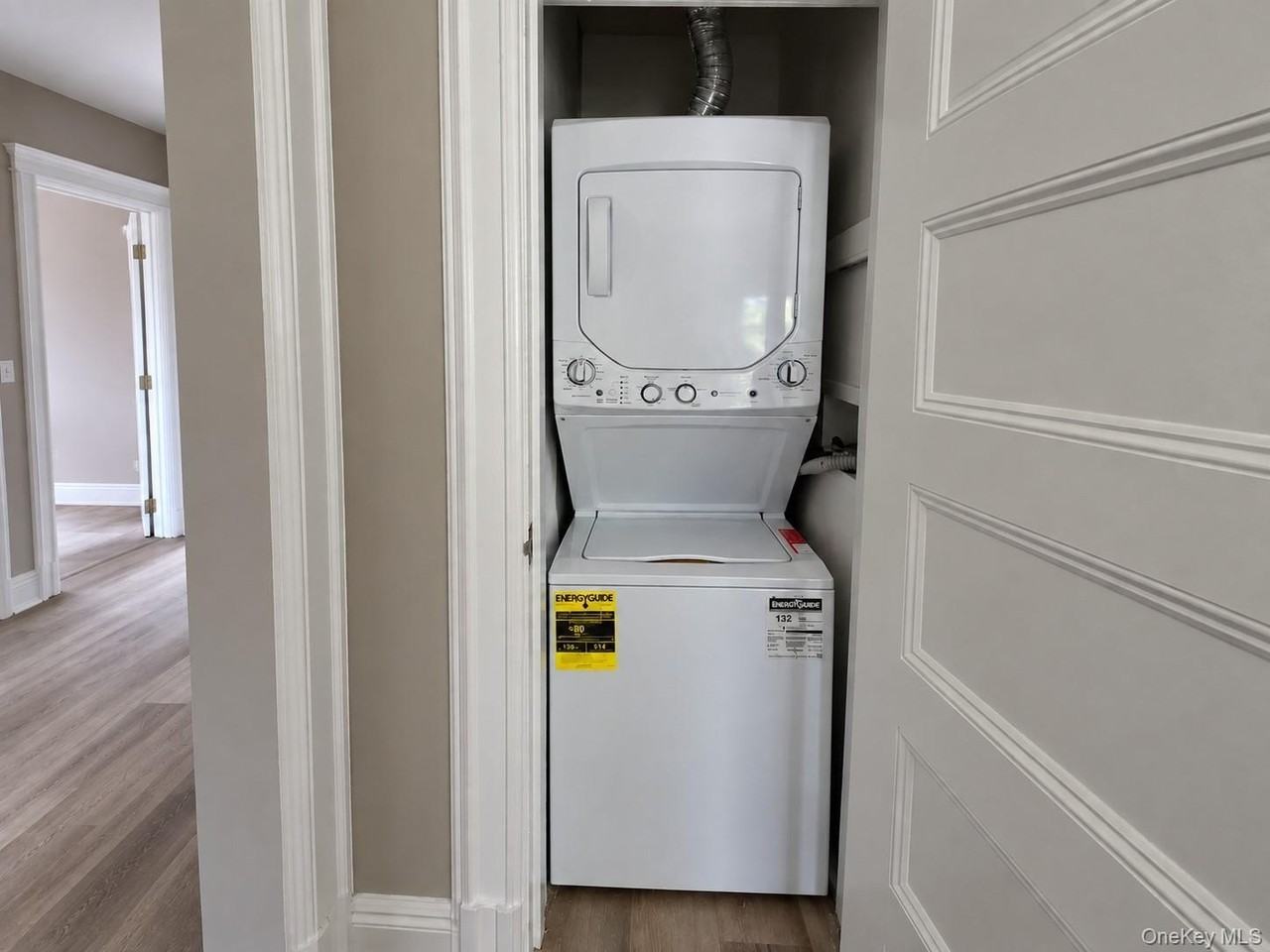 2892 Stevens St - Photo 7 of 12