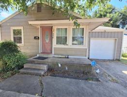 featured image of 236 Russell Dr #1