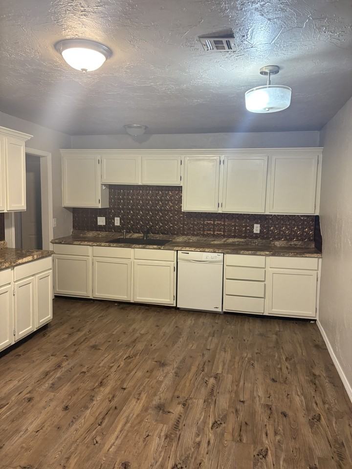 236 Russell Dr #1 - Photo 2 of 22