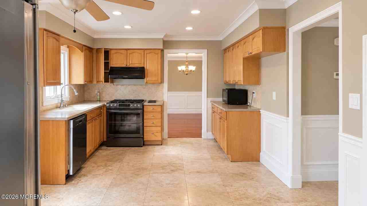 5 Sandburg Dr - Photo 4 of 26