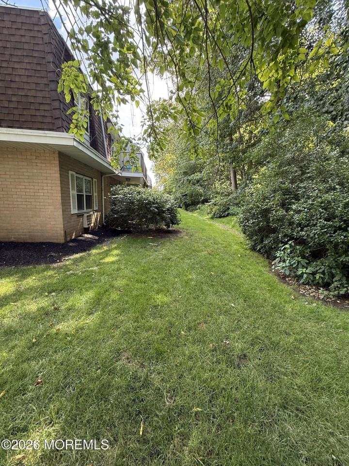 321 Shore Dr E #23 - Photo 5 of 19