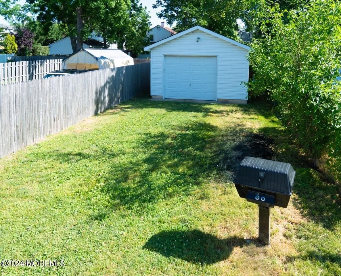1119 1st Ave - Photo 7 of 29