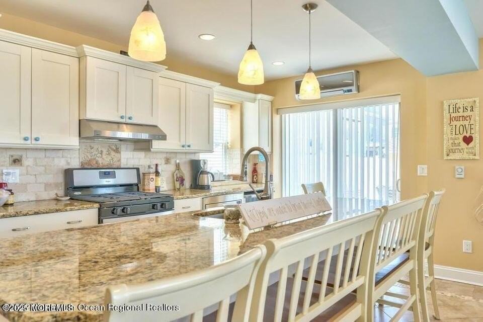 10 4th Ave #102 - Photo 2 of 20