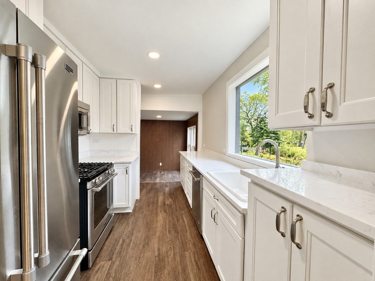 21334 W Pepper Dr - Photo 6 of 17