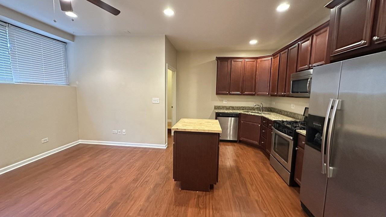 5523 N Sawyer Ave #G - Photo 7 of 22