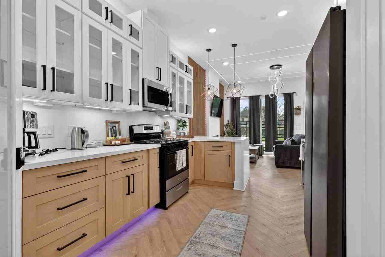 4609 Bricker St - Photo 4 of 14