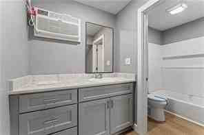 103 N Scanlan St #19 - Photo 3 of 5