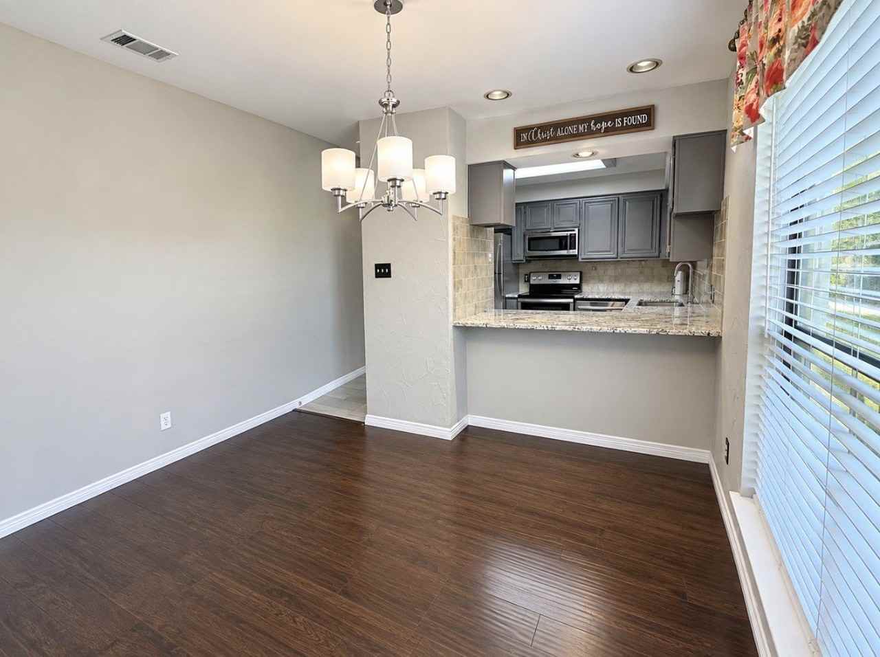 2 Hastings Ct - Photo 7 of 12