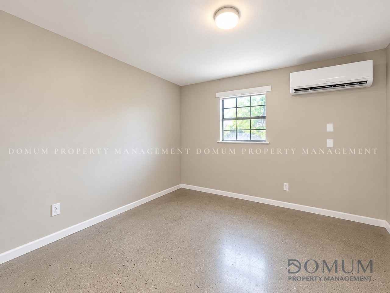 102 South Holland Avenue - 10 - I #10I - Photo 3 of 10