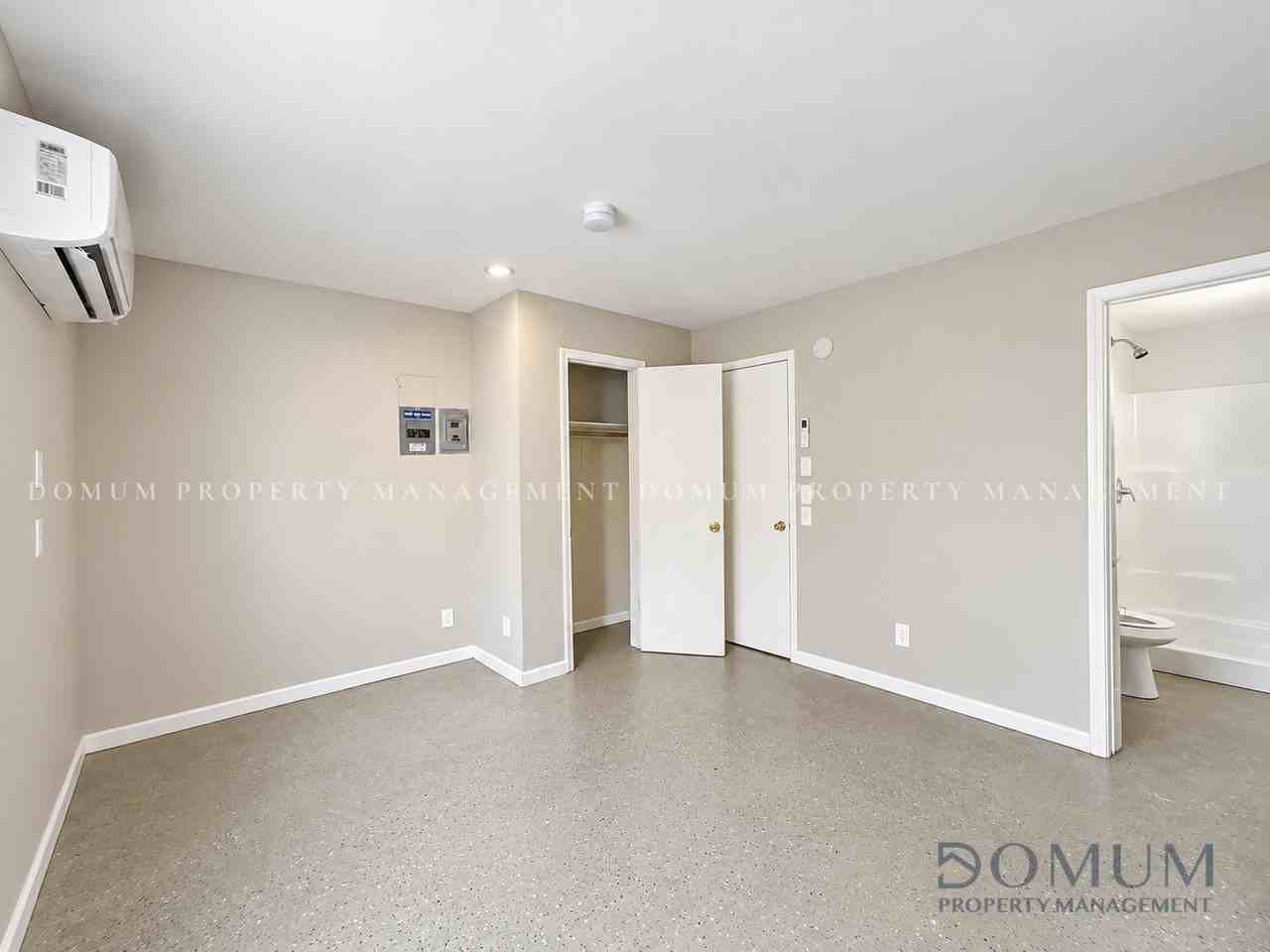 102 South Holland Avenue - 10 - I #10I - Photo 5 of 10