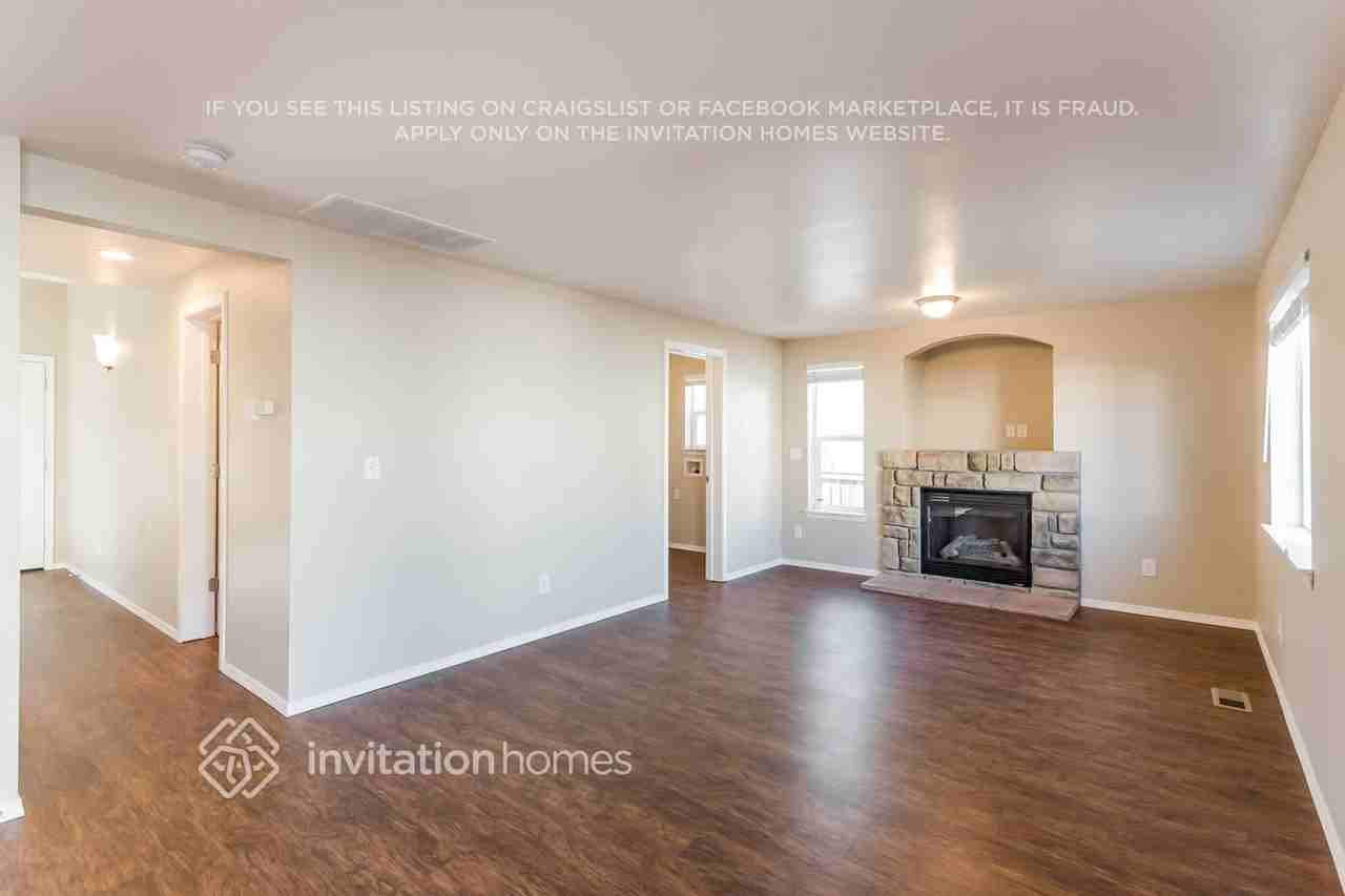510 Puget Pl S - Photo 4 of 22