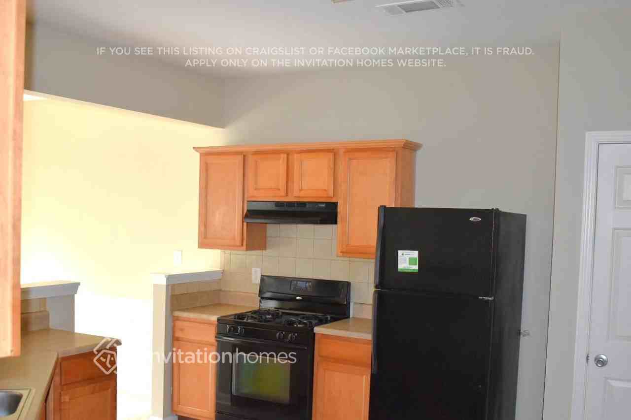 2503 Winslow Ridge Dr - Photo 3 of 13