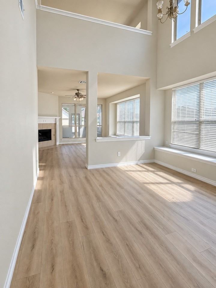 1911 Plantation Pkwy - Photo 3 of 28