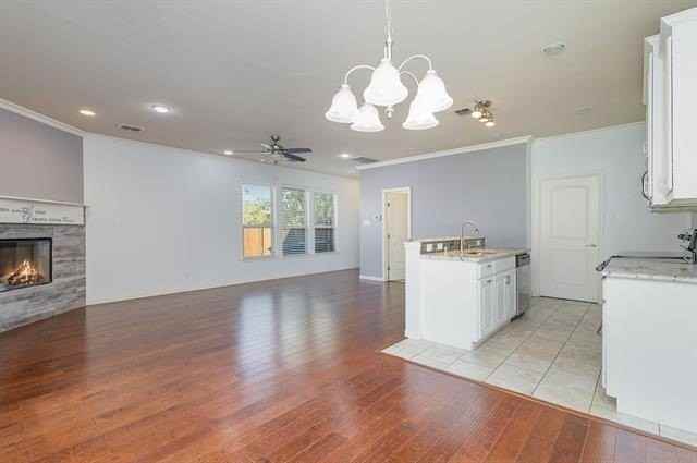 313 Austin Ave - Photo 7 of 23