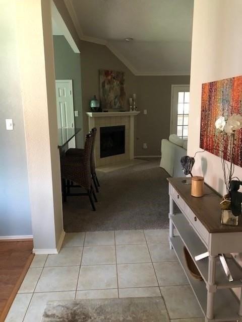1005 Calgary Ct - Photo 7 of 14