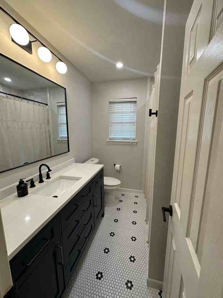 2219 Healey Dr - Photo 7 of 11
