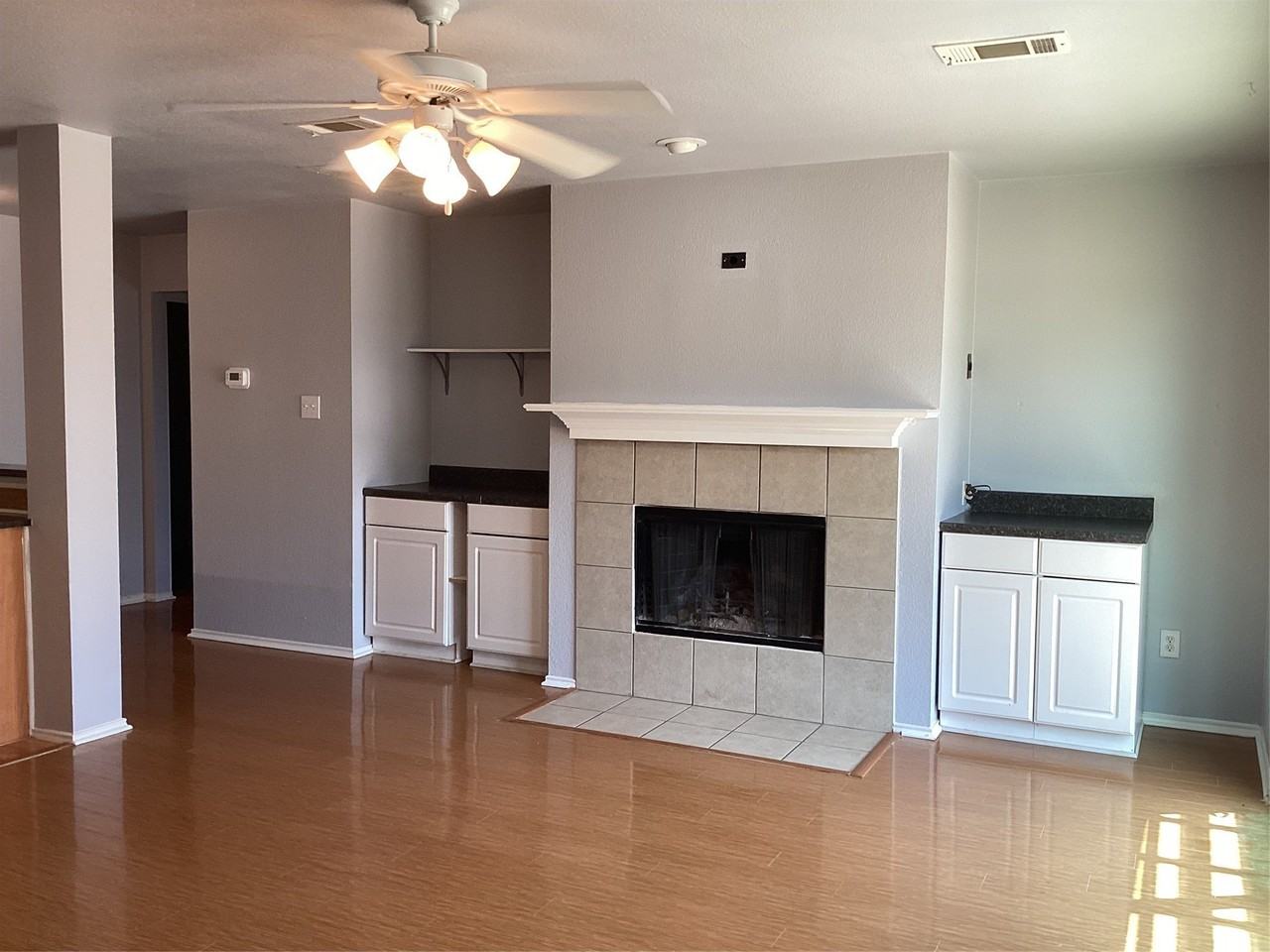 5012 Raymond Dr - Photo 6 of 22