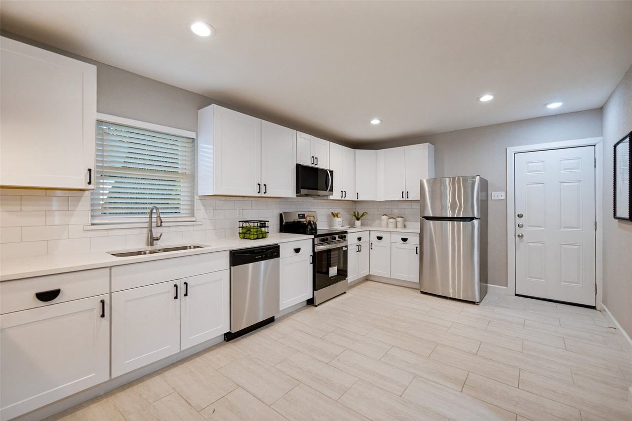 3814 Wendelkin St - Photo 6 of 12