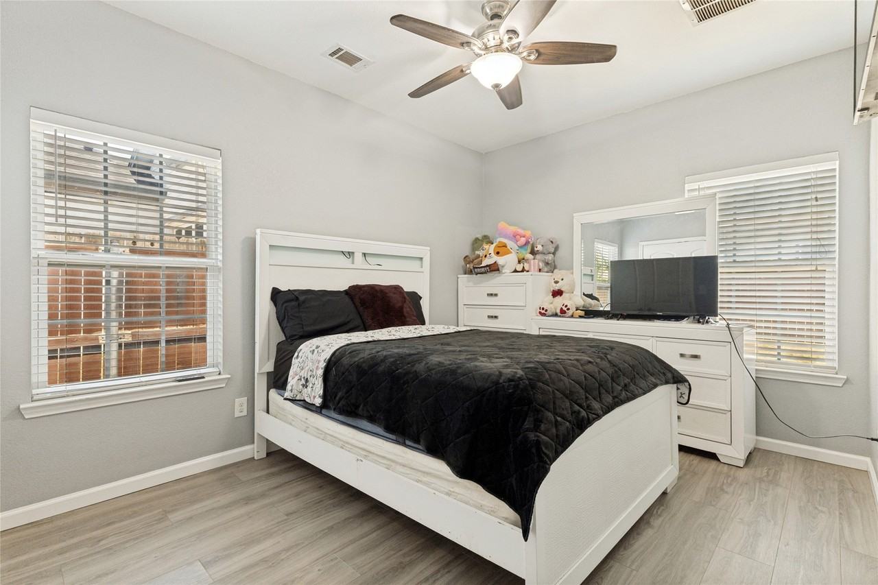 3616 Eagle Nest St - Photo 6 of 12