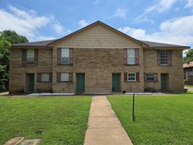 7808 Ashe Ct #D - Photo 1 of 1
