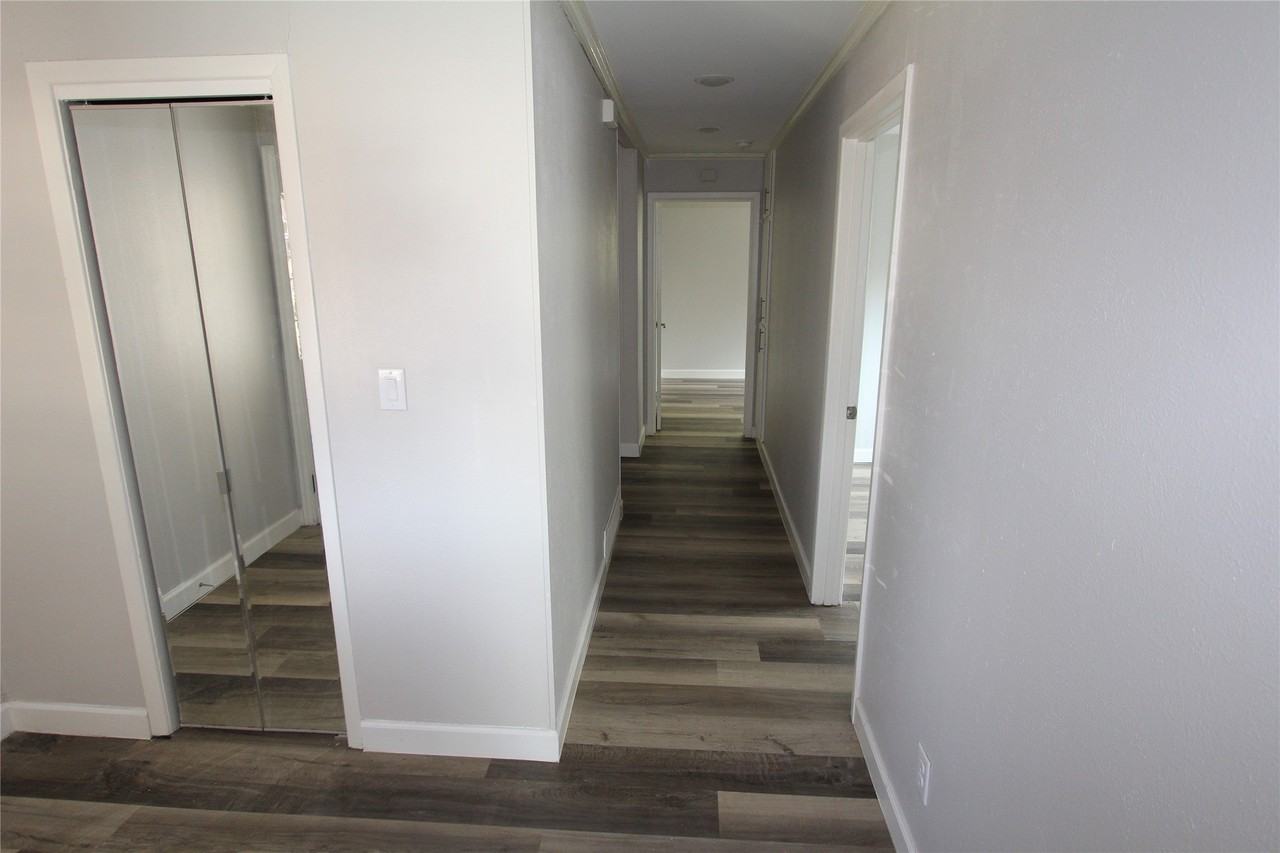 1103 Bryant St - Photo 2 of 31
