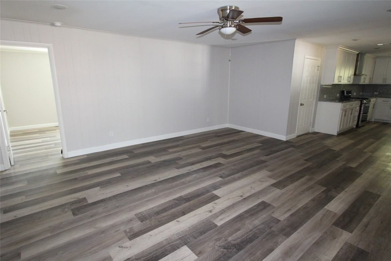 1103 Bryant St - Photo 5 of 31