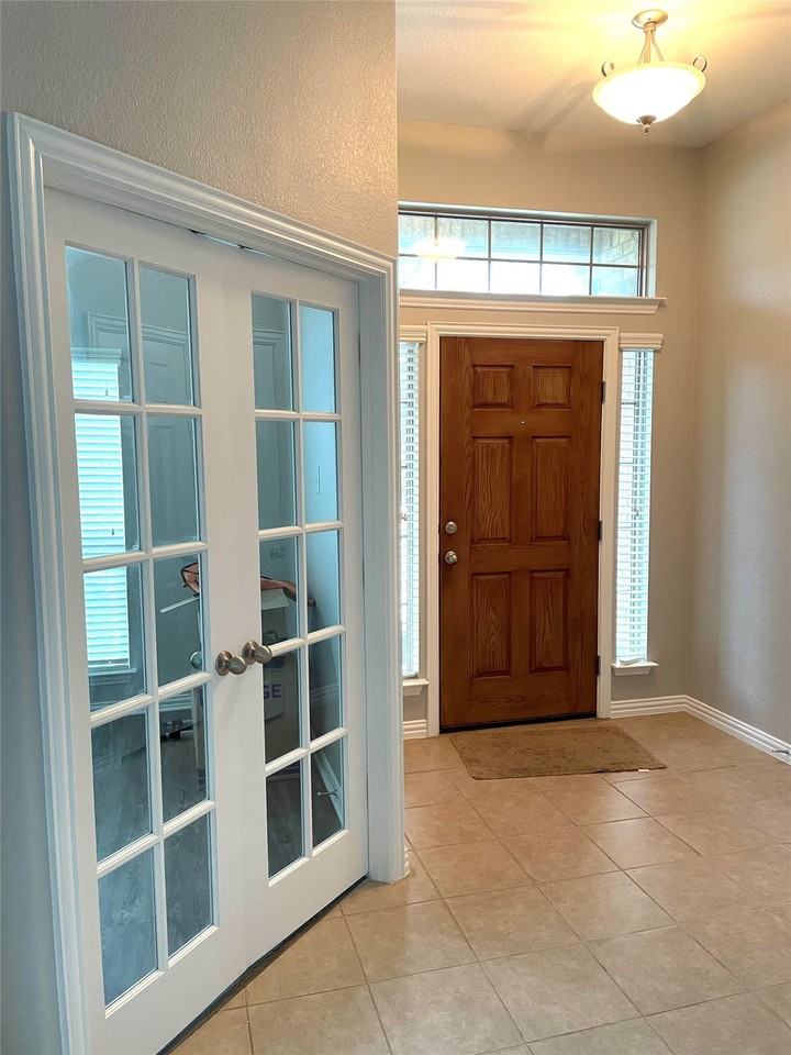 3964 Long Hollow Rd - Photo 2 of 15