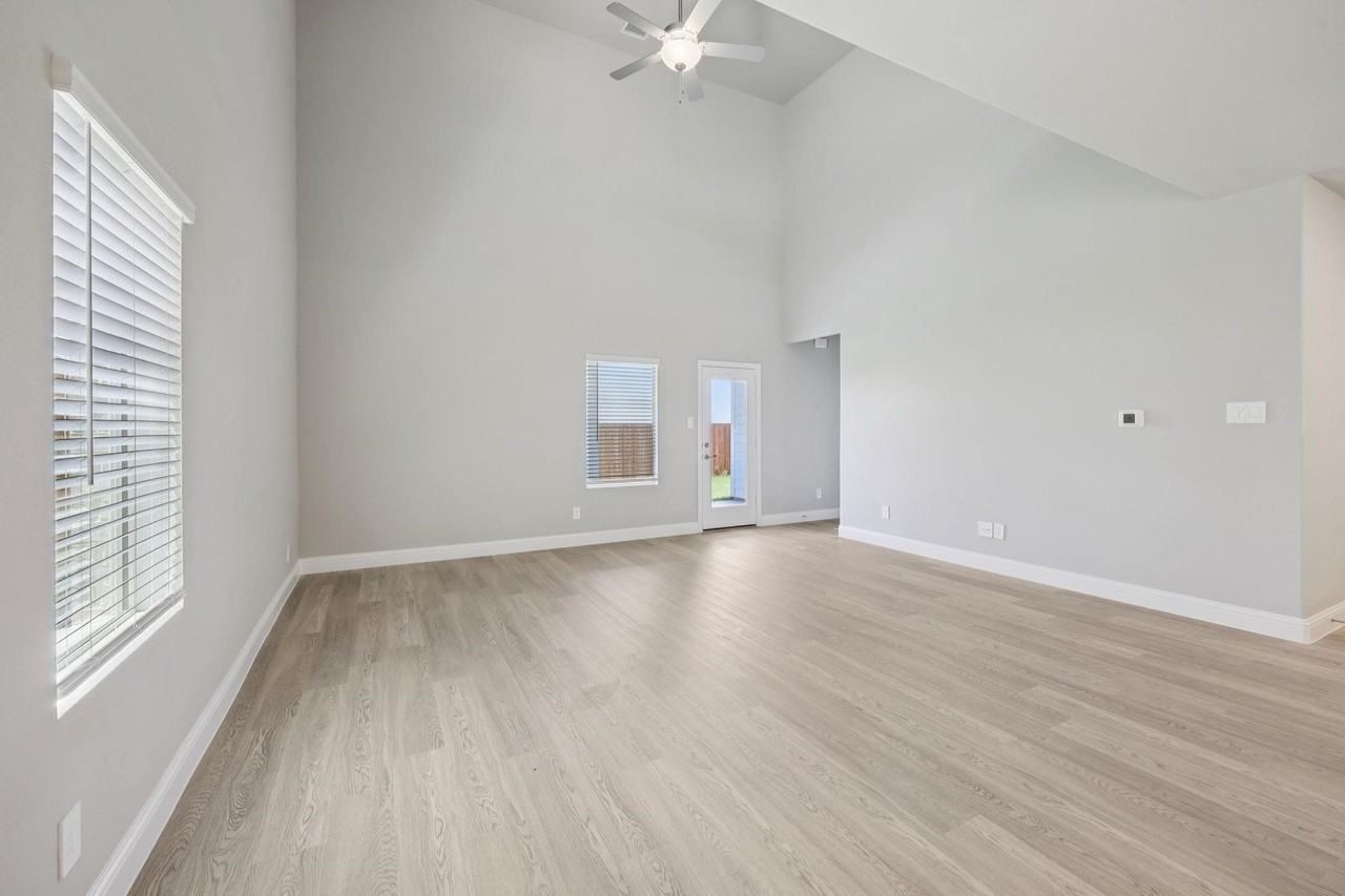 519 Midnight Oak Dr - Photo 6 of 38