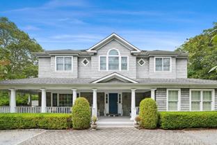 7 Hilltop Ln - Photo 1 of 1