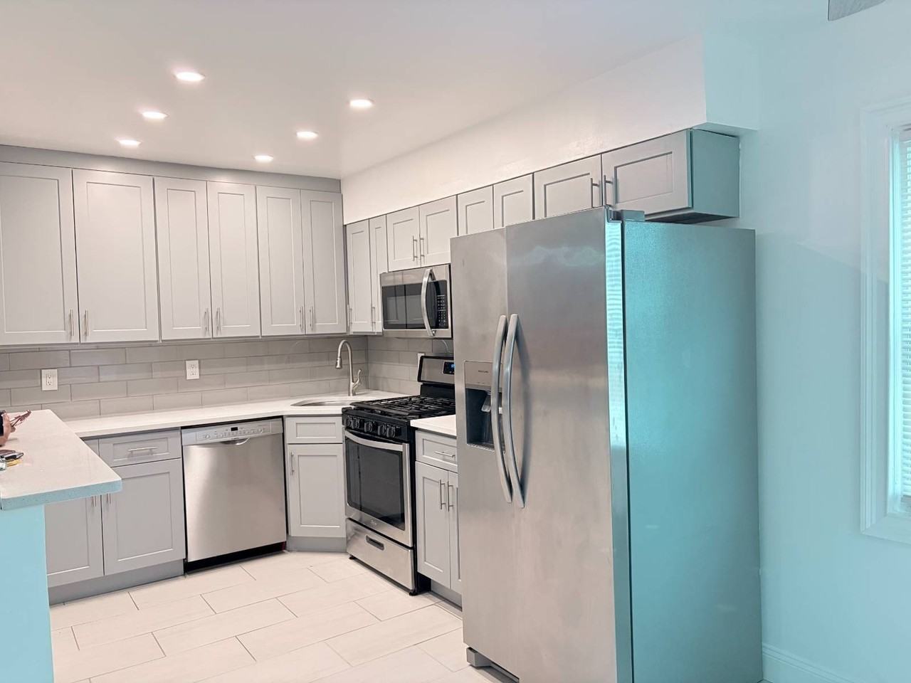 94 Lucille Ave - Photo 3 of 8