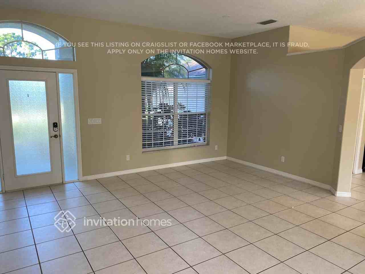 4924 Corfu Dr - Photo 3 of 15