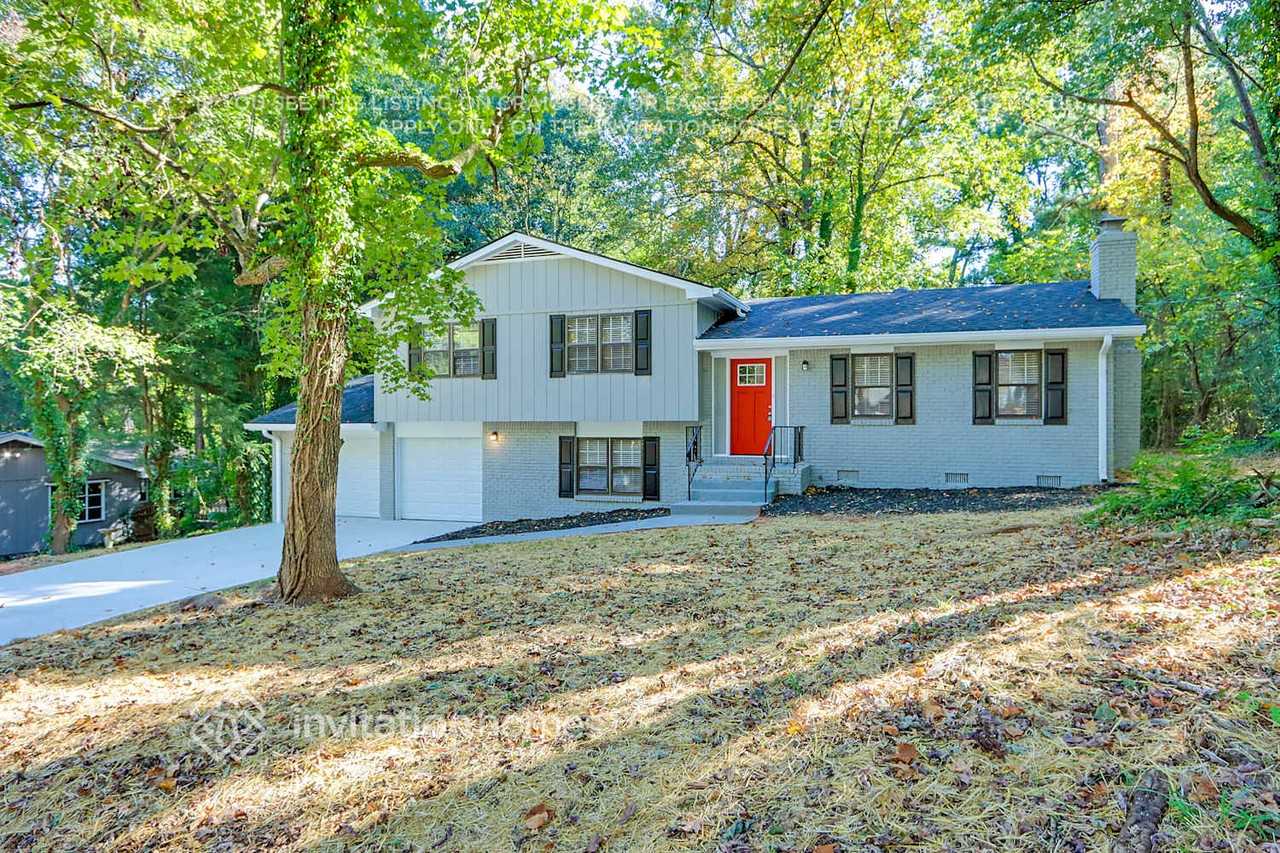 5779 Simone Dr - Photo 2 of 27
