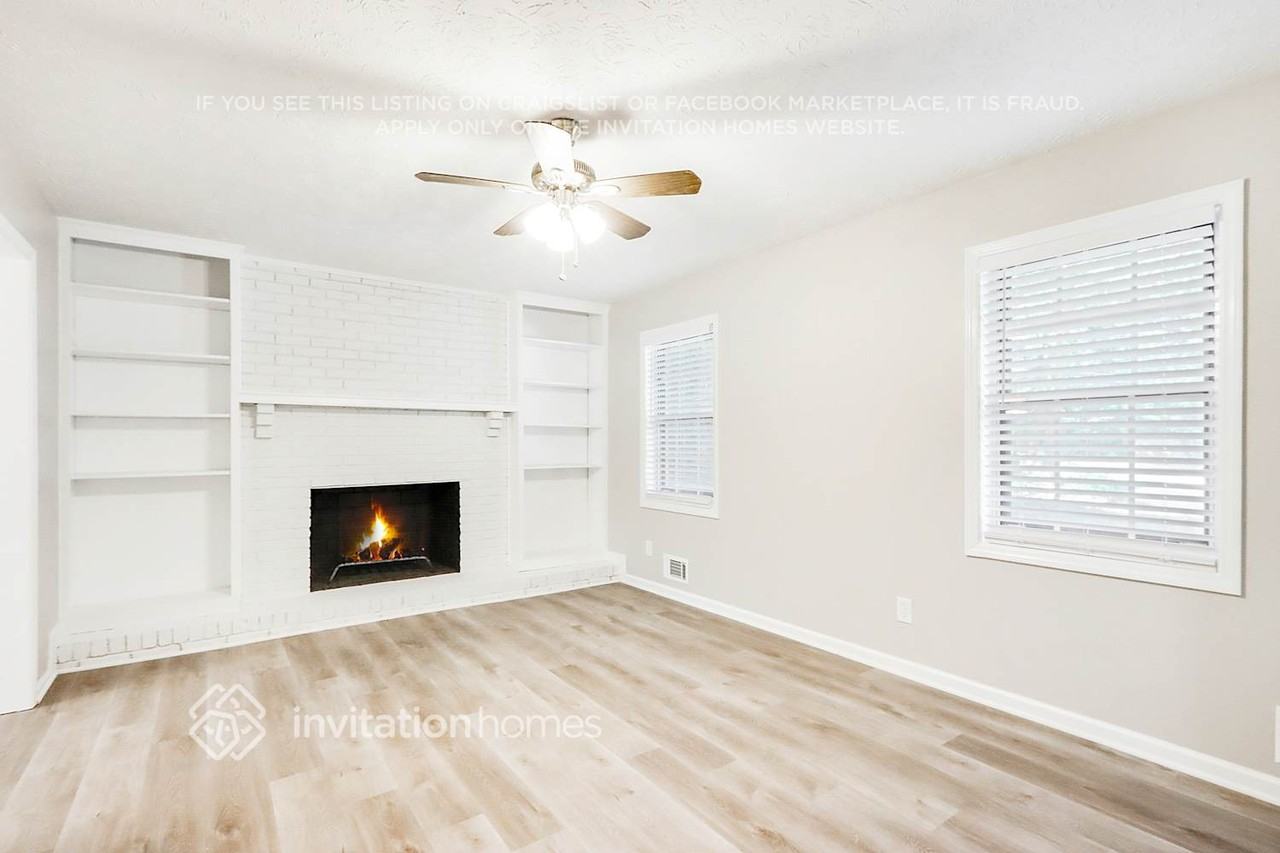 5779 Simone Dr - Photo 4 of 27