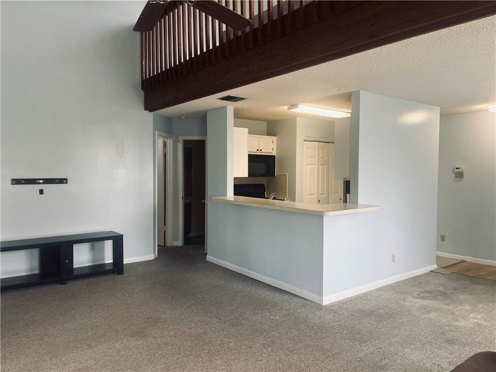9632 Riverside Dr #5 - Photo 6 of 19